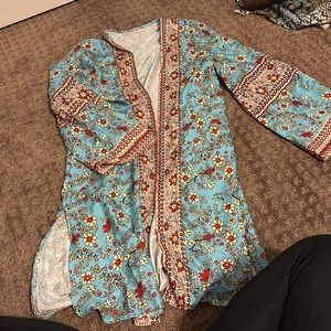 Unbranded says xl but fits more like a med